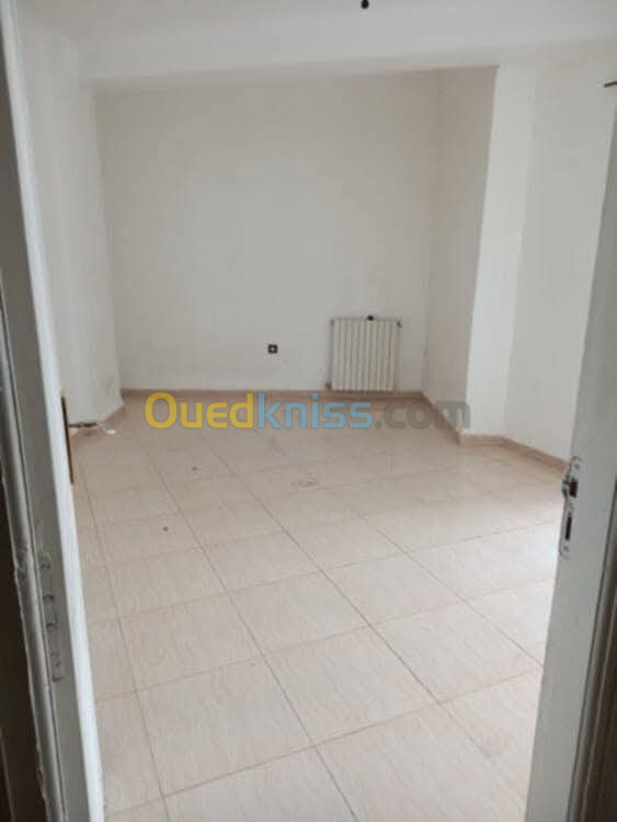 Vente Appartement F3 Bouira Bouira