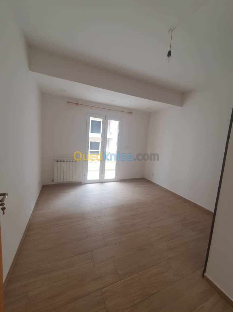 Vente Appartement F4 Alger Cheraga