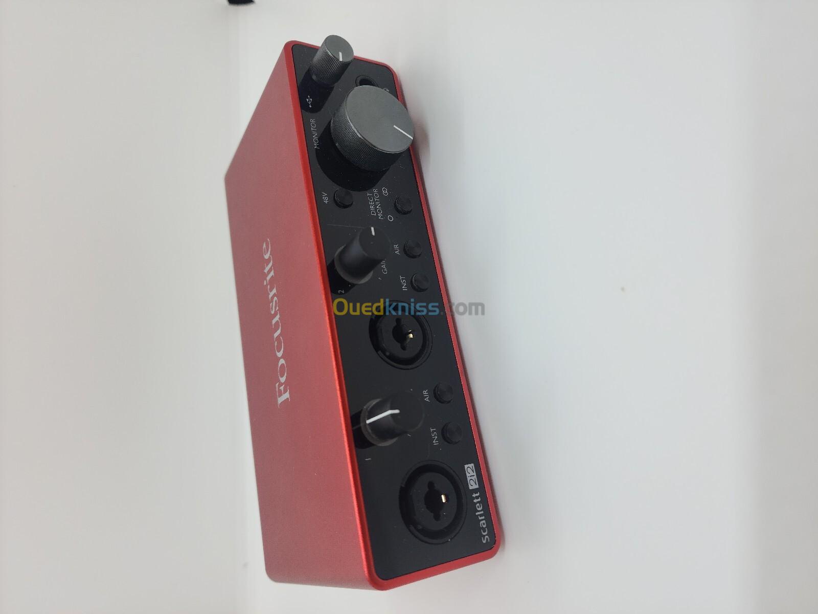 Focusrite Scarlett 2i2 - Interface audio USB de 3e génération