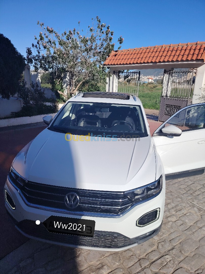 Volkswagen T-Roc 2021 Avec toit ouvrant panoramique