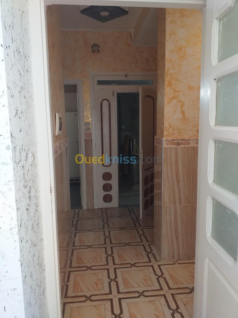 Location vacances Appartement F2 Jijel Sidi abdelaziz