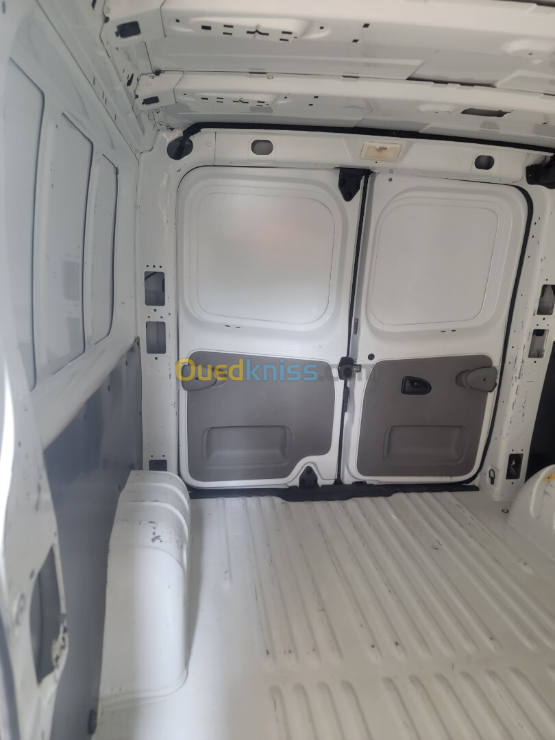 Renault Trafic 2014