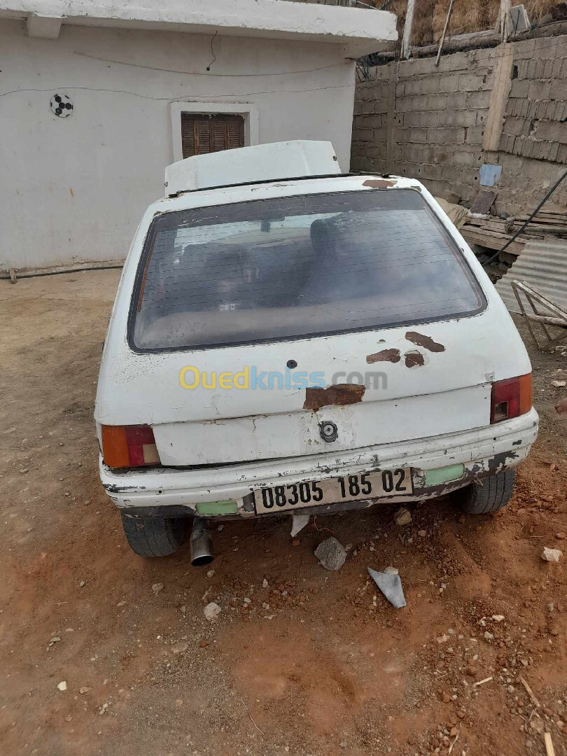 Peugeot 205 1985 205