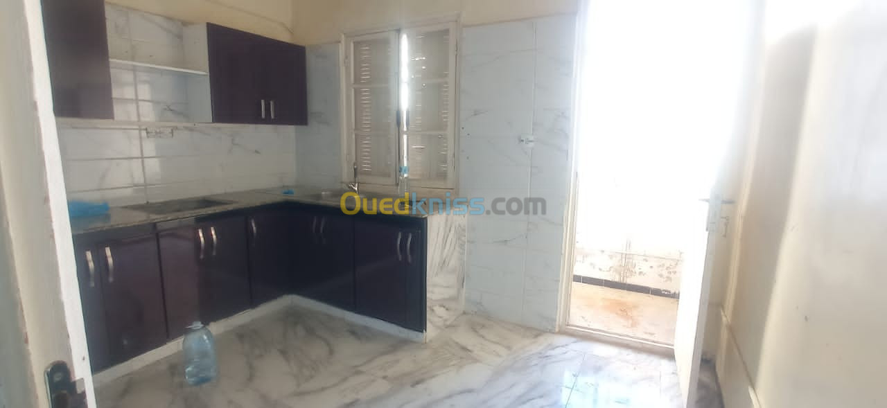 Location Appartement F3 Oran Bir el djir