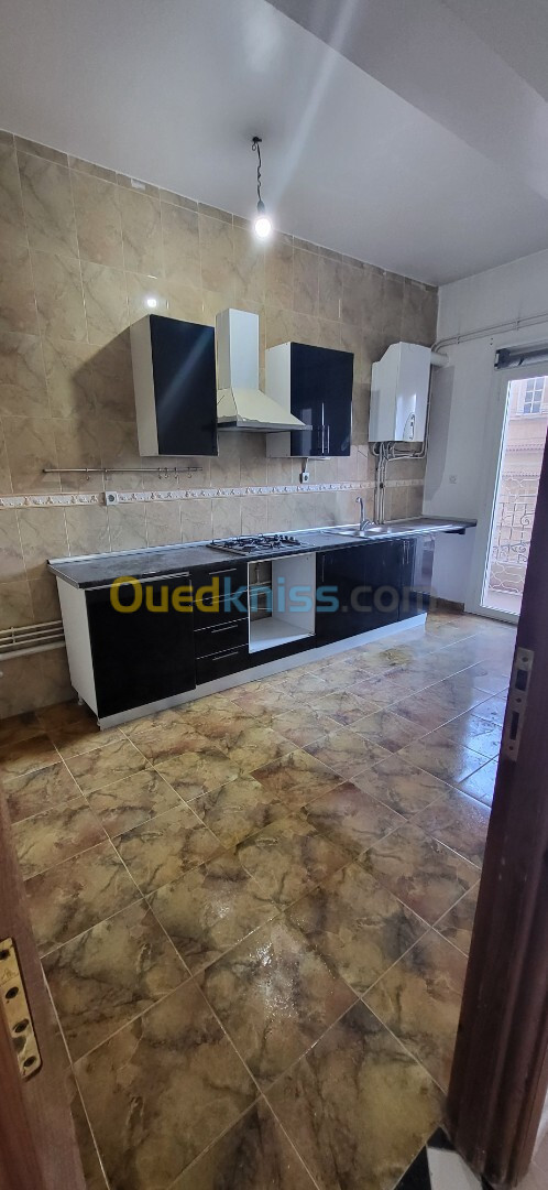 Location Appartement F3 Oran Bir el djir