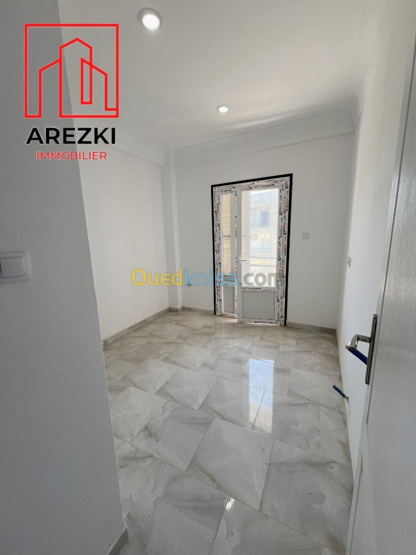 Vente Appartement F3 Tizi Ouzou Tigzirt