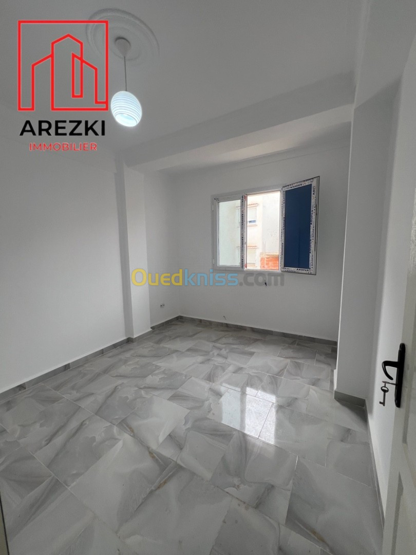 Vente Appartement F2 Tizi Ouzou Tigzirt