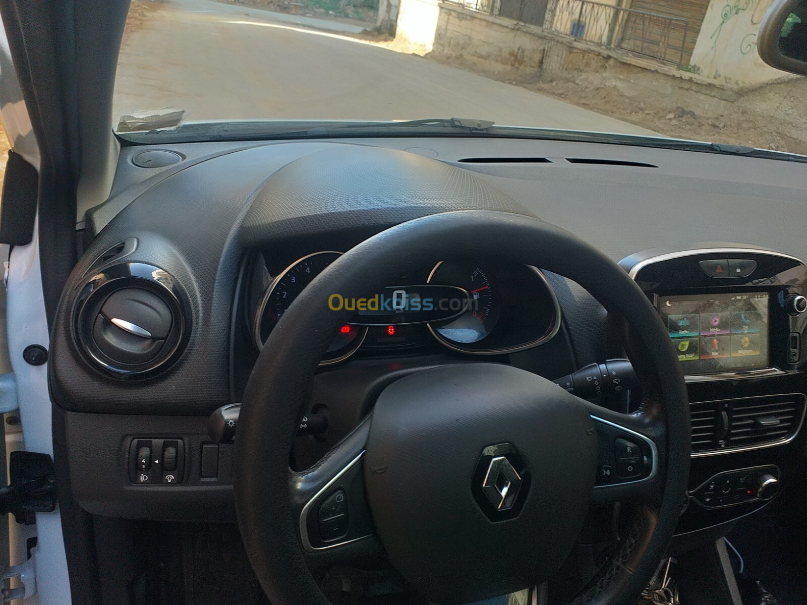 Renault Clio 4 2019 Limited 2