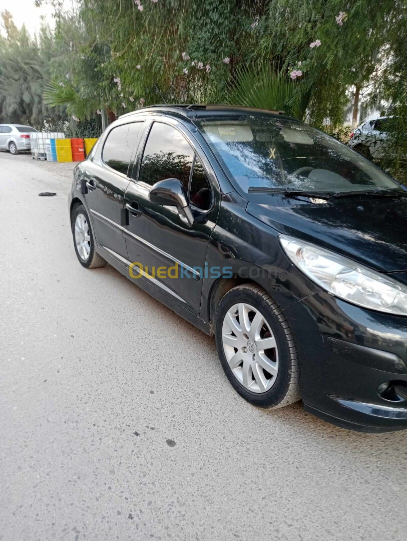 Peugeot 207 2008 Premium