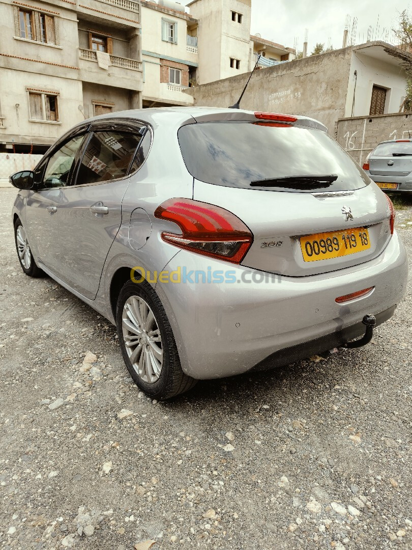 Peugeot 208 2019 Allure