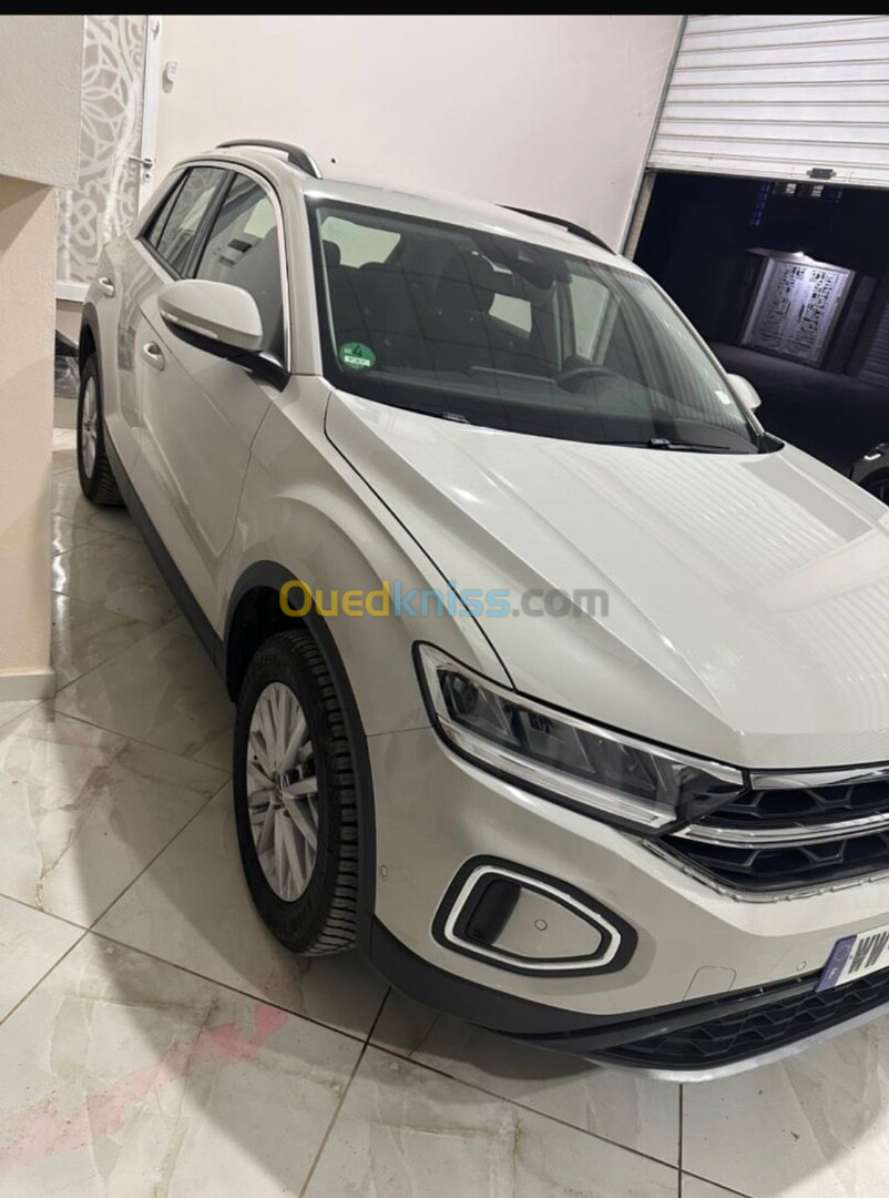 Volkswagen T-Roc 2023 Life