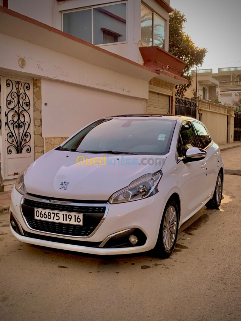 Peugeot 208 2019 Allure