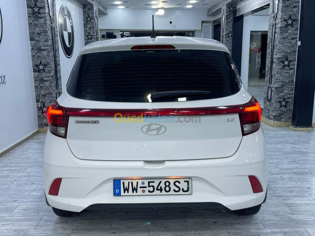 Hyundai Grand i10 2023 