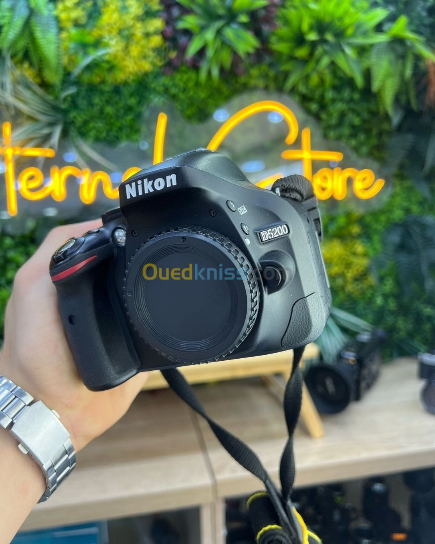 Nikon D5200 