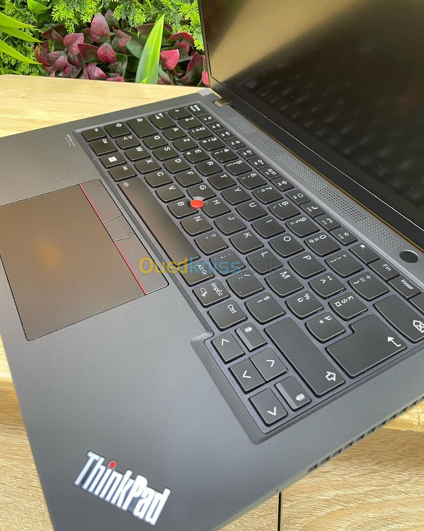  LENOVO THINKPAD T14 AMD RYZEN 7 32gb/512gb 