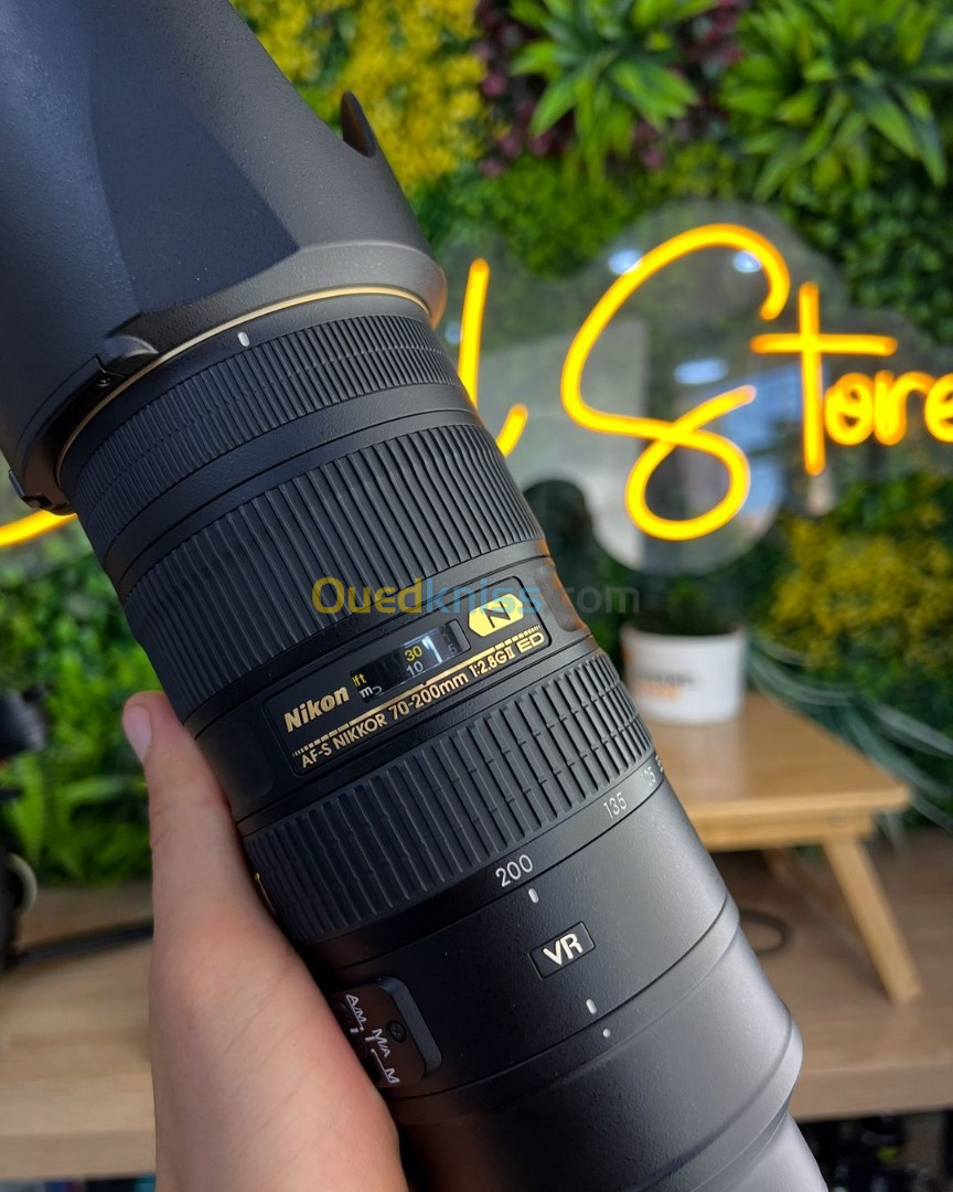 Nikon lens 70-200 mm F2.8 mark II N