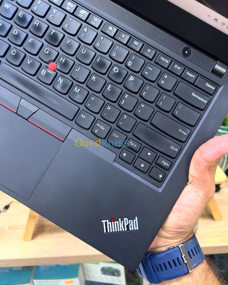 LENOVO THINKPAD T490 I5 8eme 8gb/256gb 