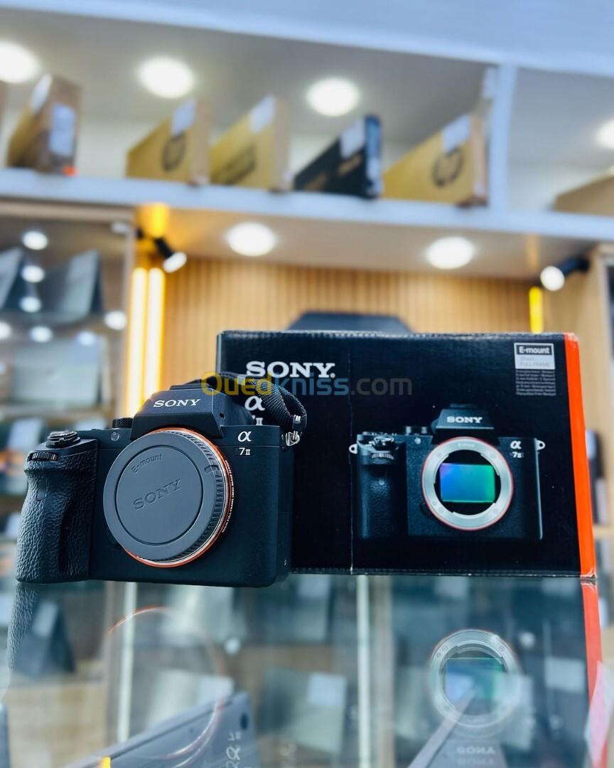 Sony A7 II boitier nu état comme neuf avec batterie et chargeur  Click : 2k