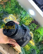 CANON 1200D avec lens 18-55mm en excellent etat avec batterie et chargeur Click: 11k