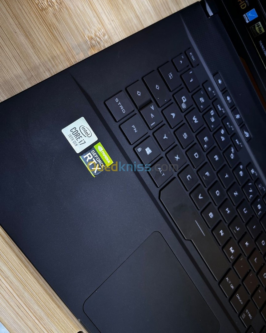 Asus ROG ZEPHYRUS M15 I7 10eme 16gb/1000gb  nvidia rtx 2070