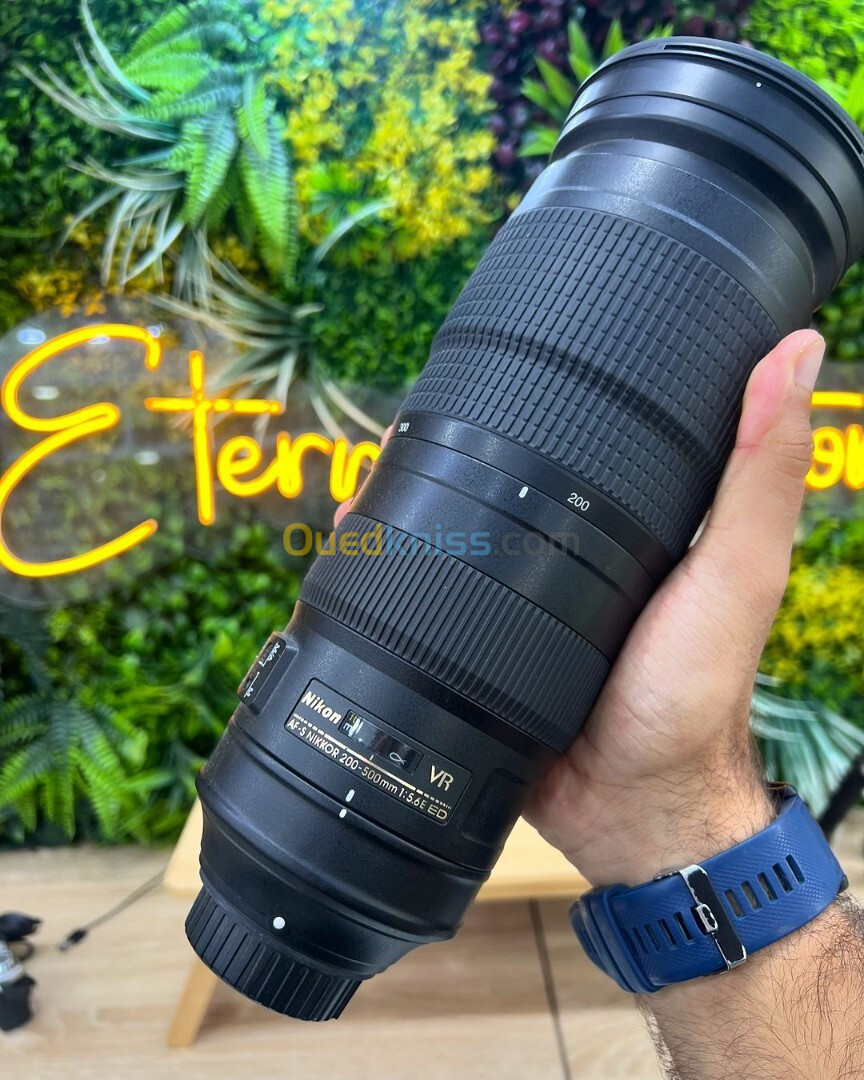 Nikon 200-500mm VR f/5.6 en excellent état