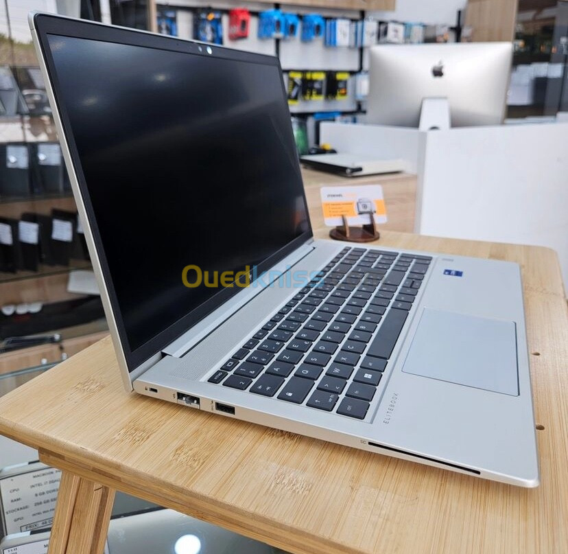 HP ELITEBOOK 650 G10 I7 13eme 16gb/512gb iris xe 