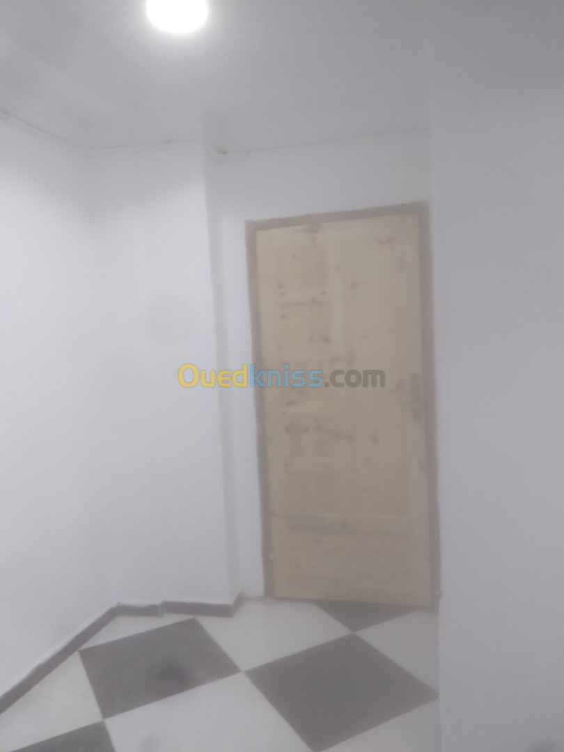 Location Appartement F1 Blida Beni tamou