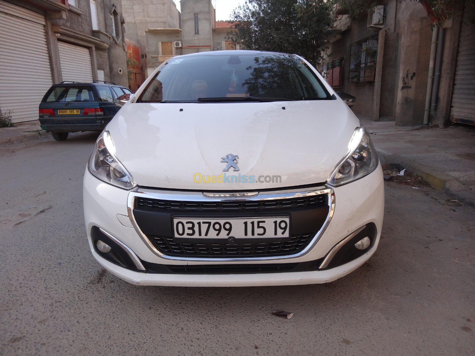 Peugeot 208 2015 Allure