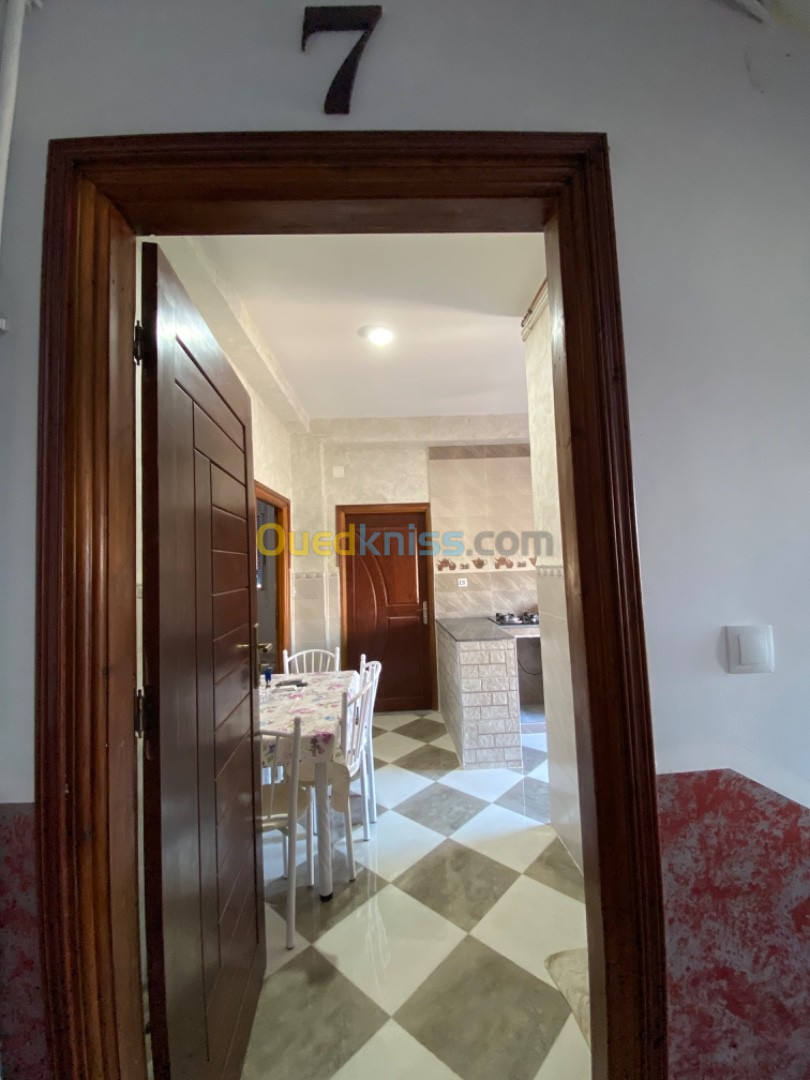 Location vacances Appartement F9 Skikda El marsa