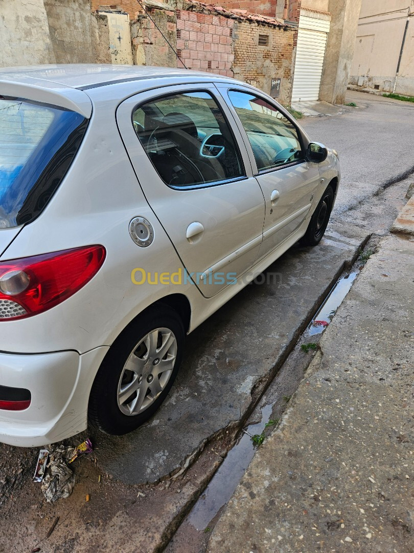 Peugeot 206 Plus 2013 generation