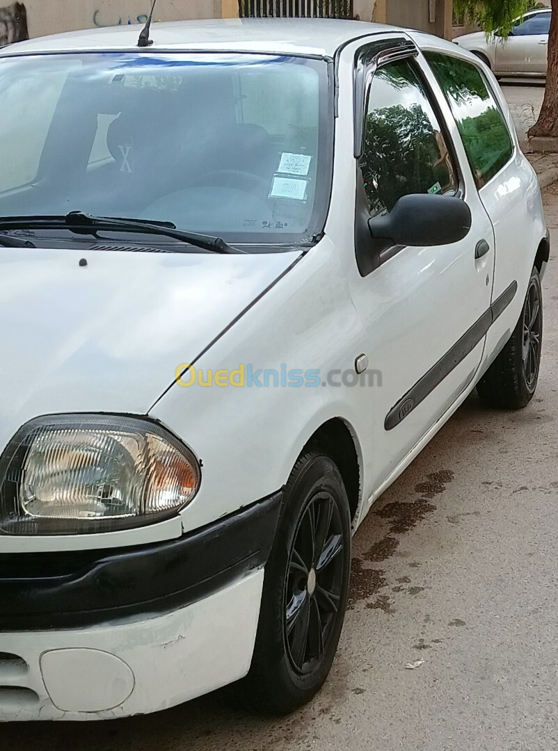 Renault Clio 2 2000 Extreme