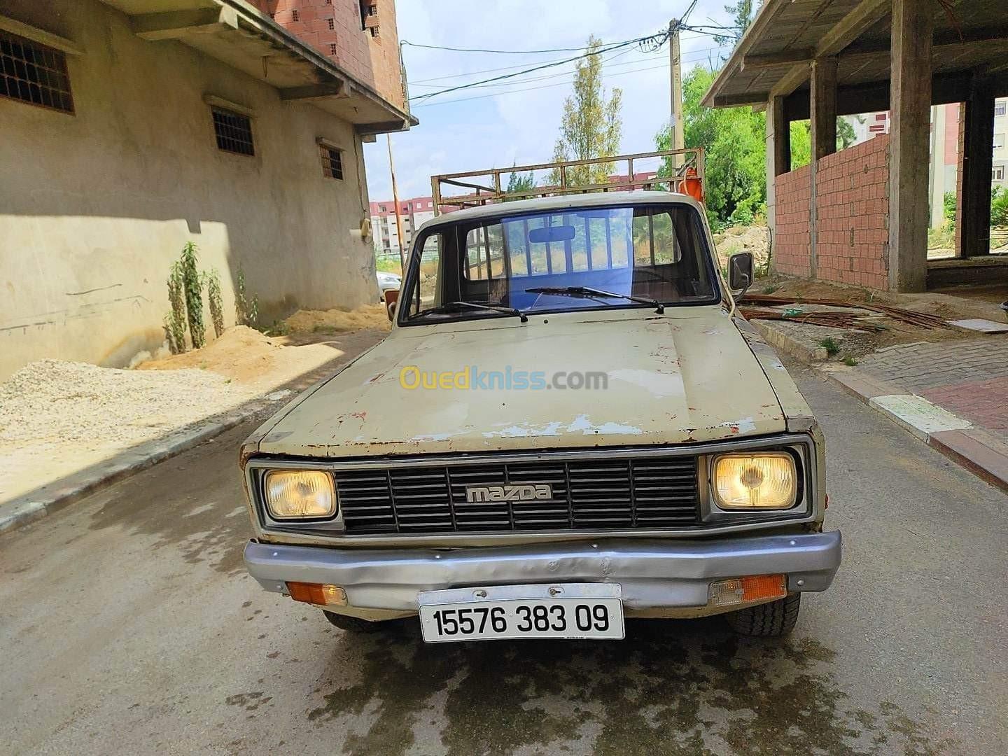 Mazda B1600 1983 Bache - Blida Algérie