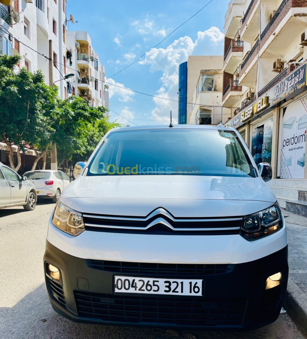 Citroen Berlingo 2021 Là tout