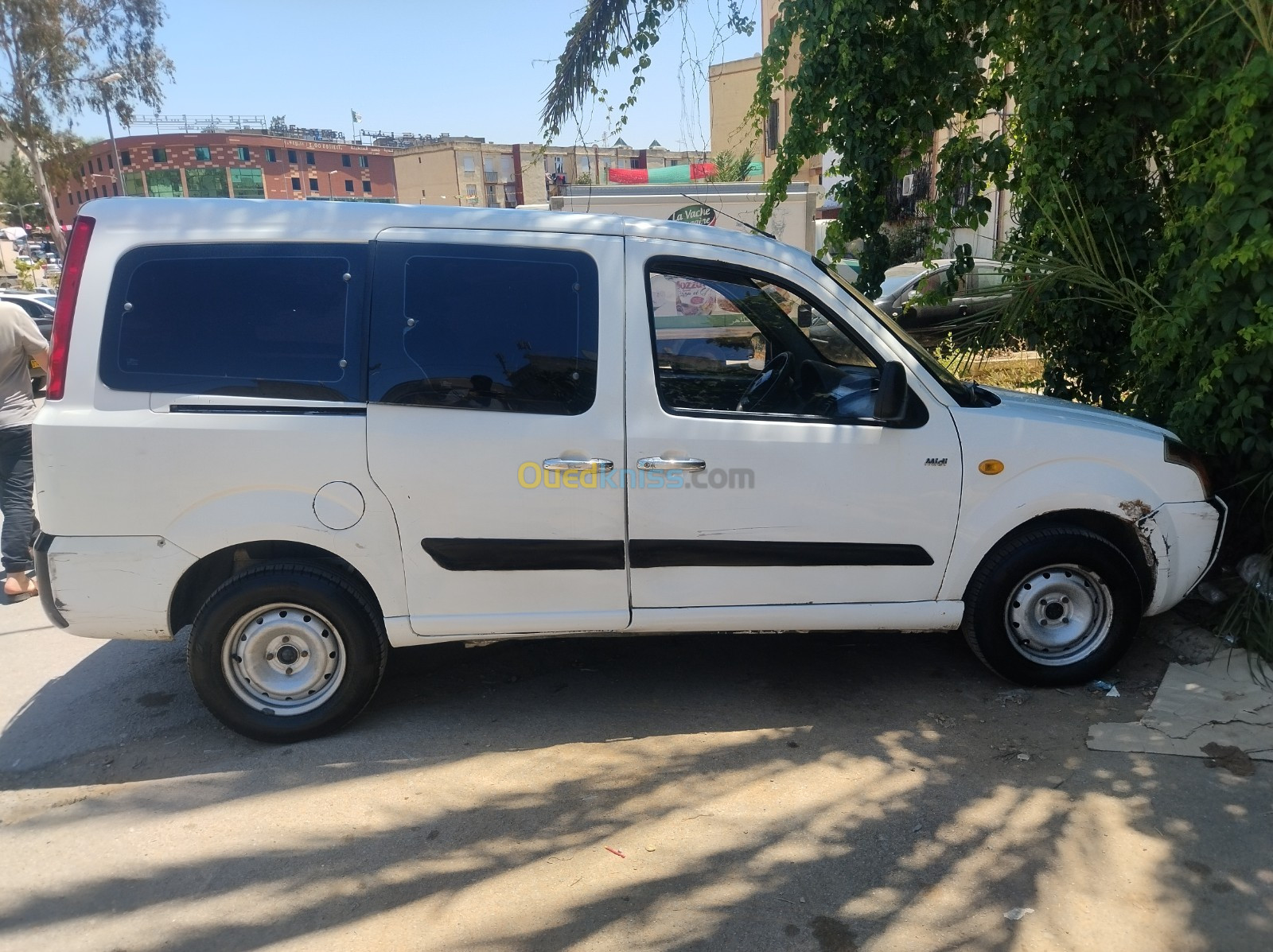 FOTON Midi 2011 FOTON