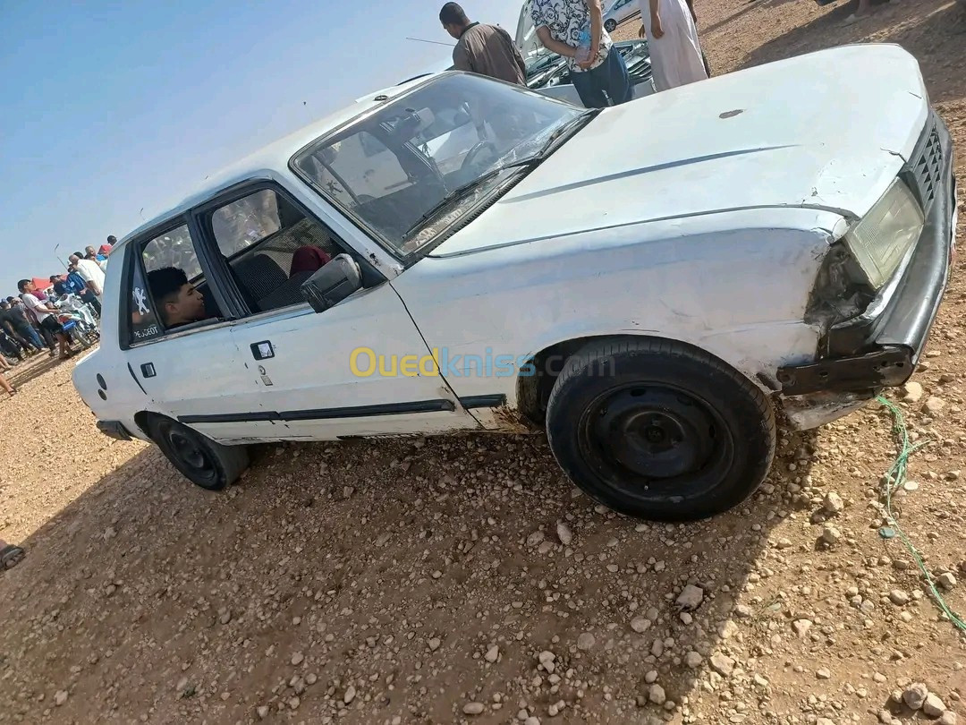 Peugeot 305 1987 305