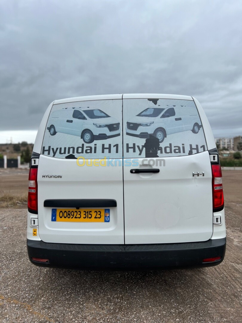 H1 Hyundai 2015