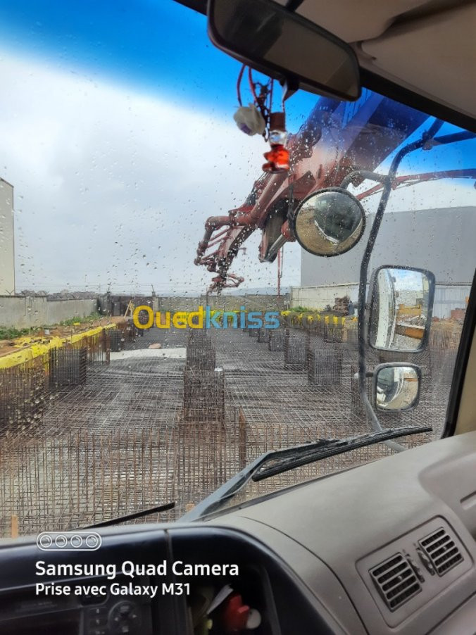 Chauffeur opérateur pompe à béton