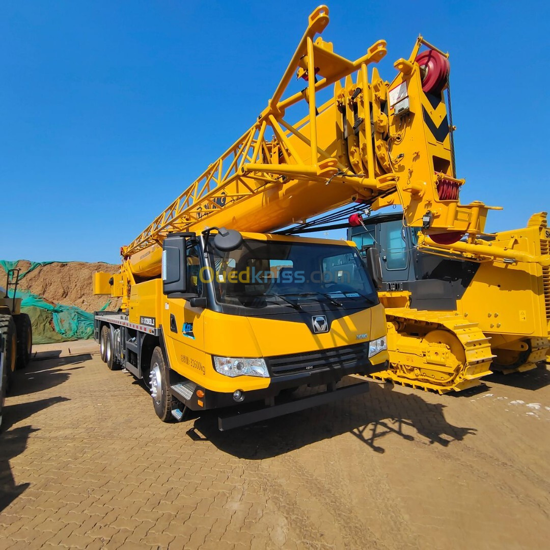 Shacman.zoomlion .xcmg.foton. Camion . tracteur routier.malaxeur.grue . pompe à béton. Chargeur.pelle 2024