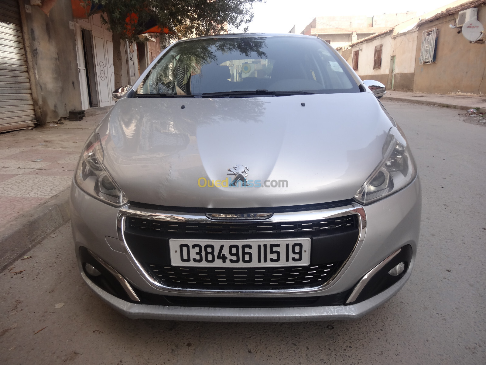 Peugeot 208 2015 Allure