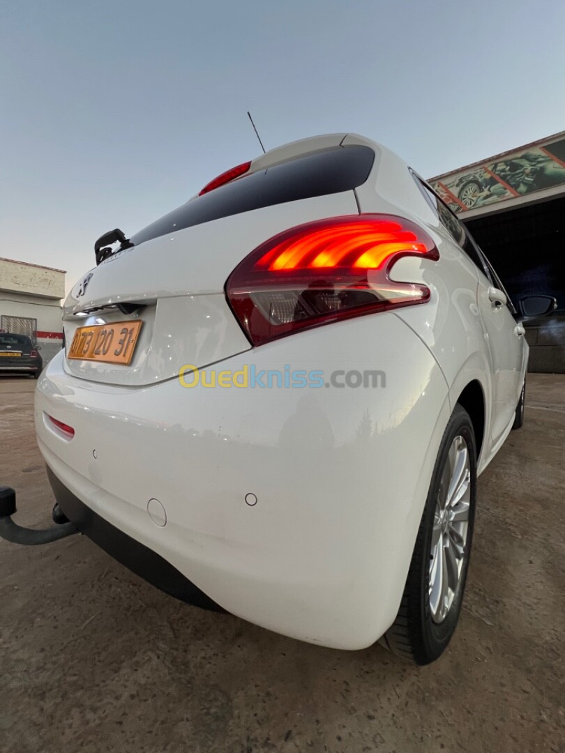 Peugeot 208 2020 Allure Facelift