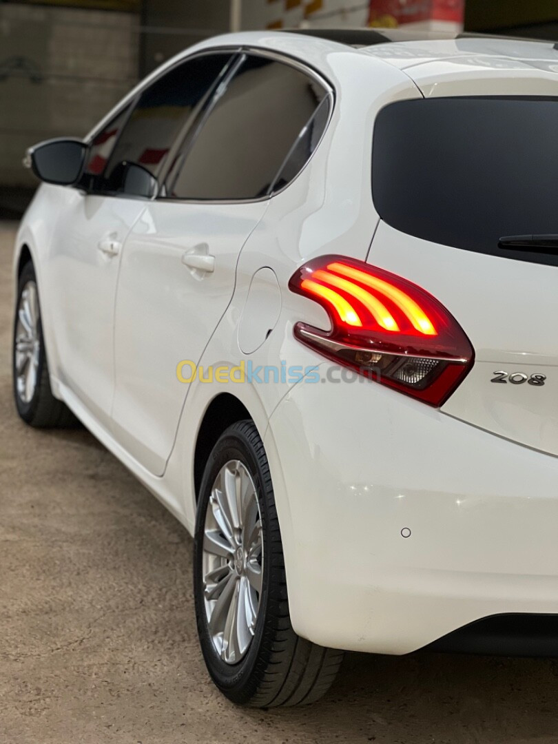 Peugeot 208 2020 Allure Facelift