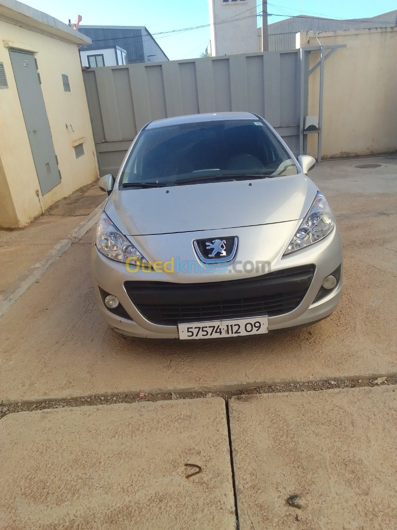 Peugeot 207 2012 