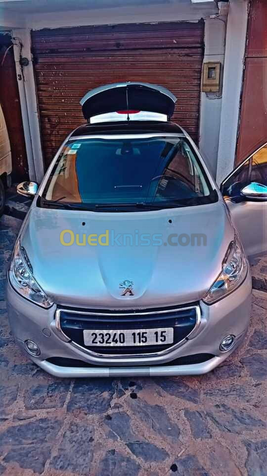 Peugeot 208 2015 Allure