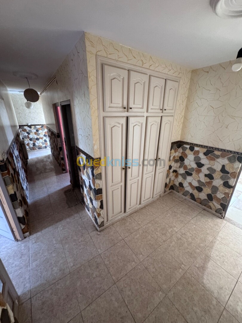 Vente Appartement F5 Annaba Annaba