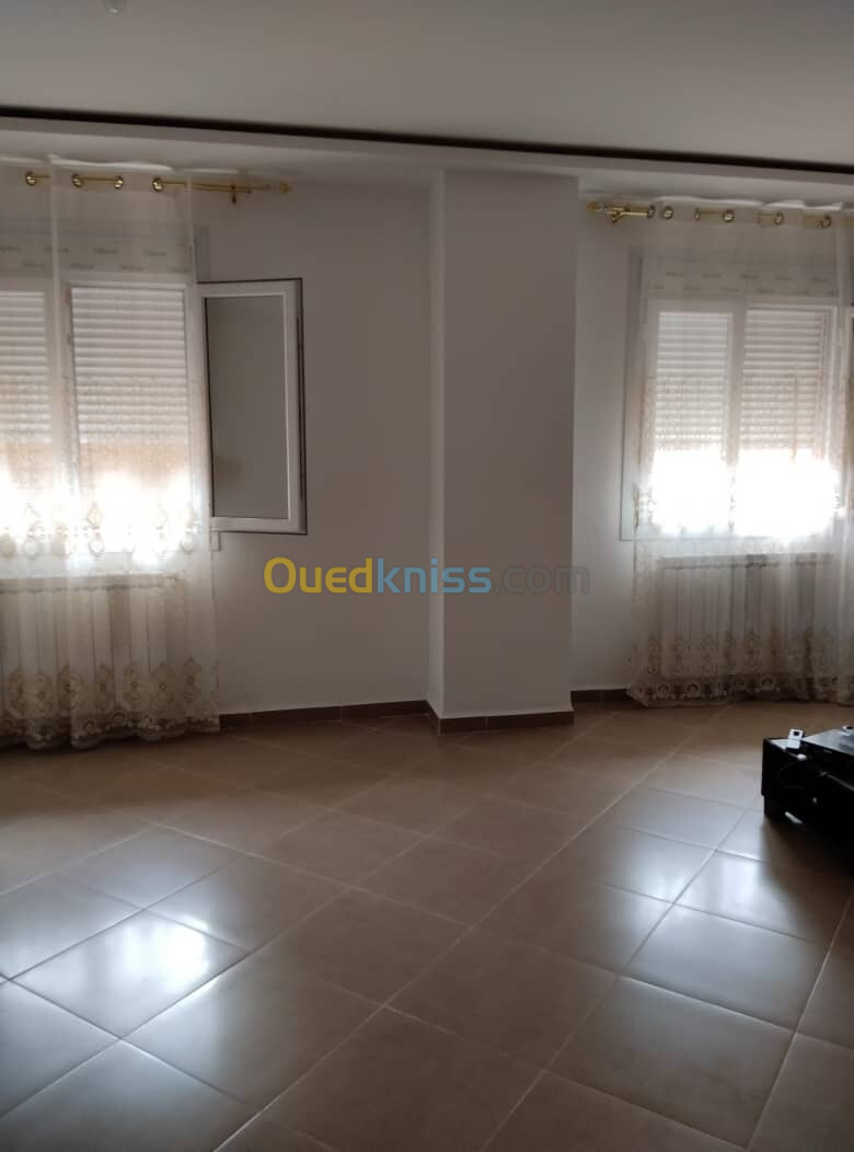 Location Appartement F3 Tipaza Bou ismail