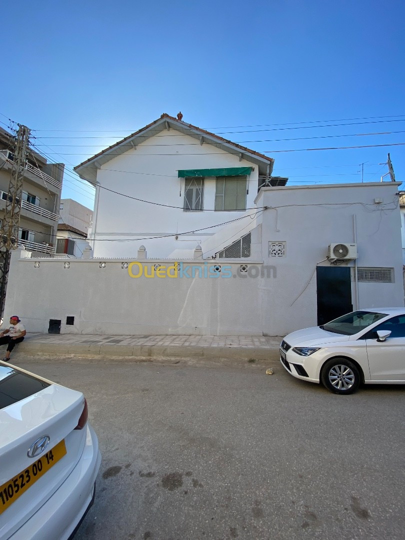 Location Appartement F6 Annaba Annaba