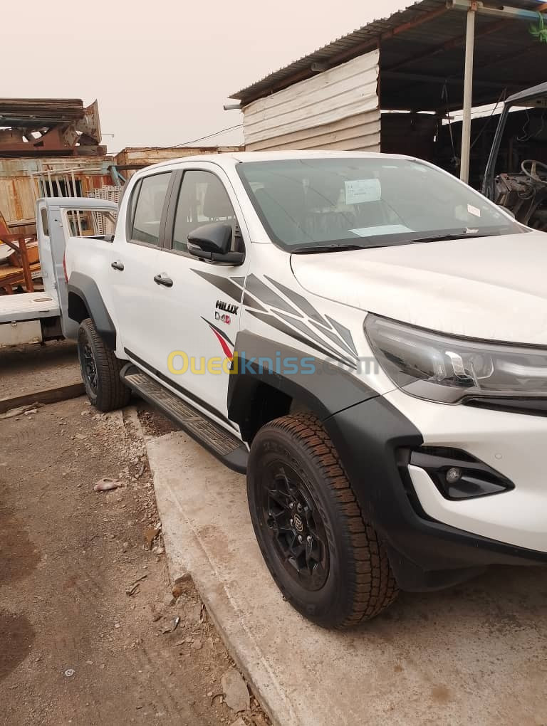 Toyota Hilux GR 2024 Neuf