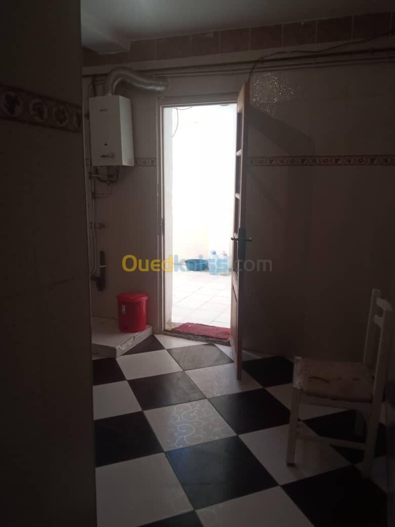 Location Appartement F2 Oran Hassi bounif