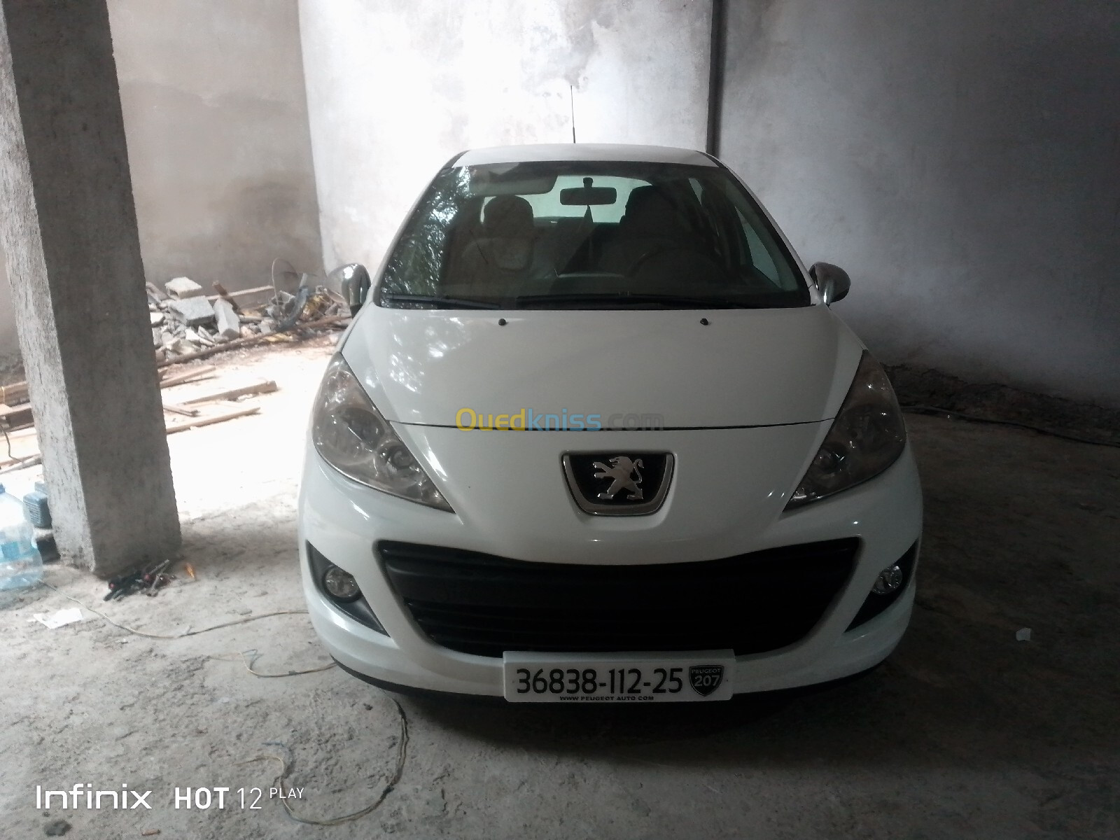 Peugeot 207 2012 Fennec