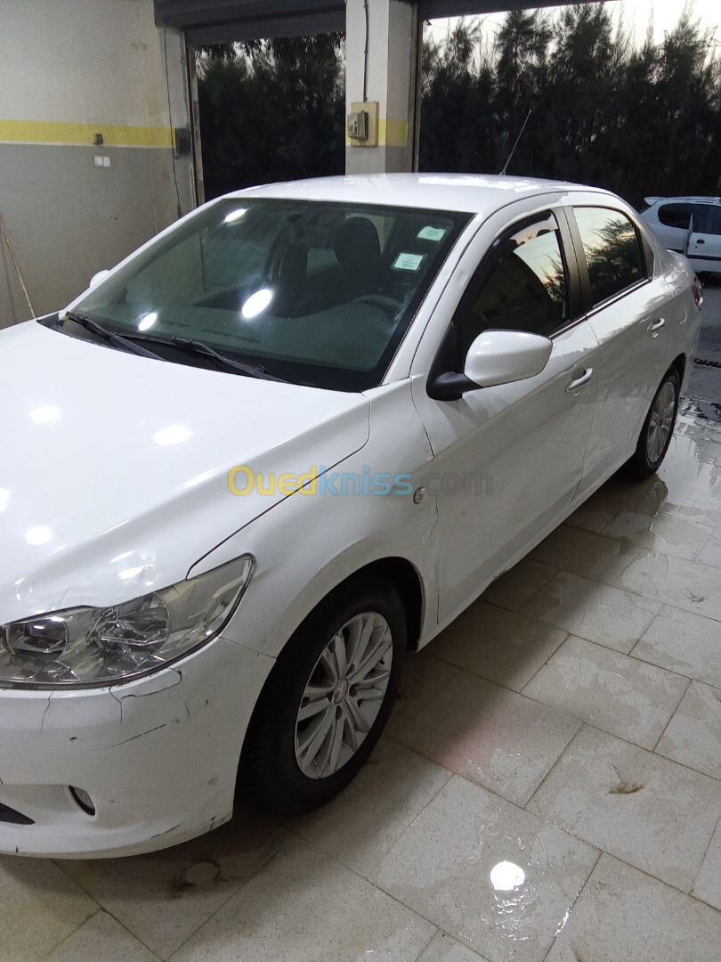 Peugeot 301 2015 Allure